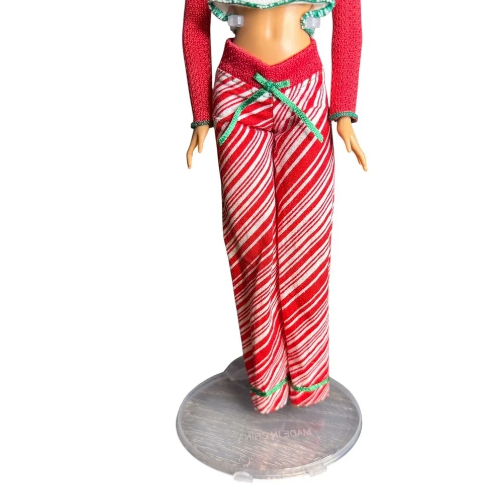 Barbie Doll 2008‎ Christmas Pajamas Candy Cane Hat Holiday Outfit Kids Toy